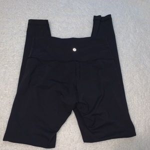 Black Lululemon Wunder Under Leggings